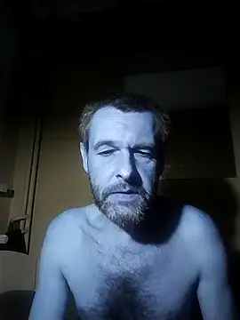 Snapshot of Andrzej-M chatting on September 12, 2025, 10:32 pm Andrzej-M online show from September 12, 2025, 10:32 pm