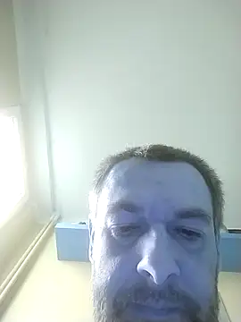 Snapshot of Andrzej-M chatting on September 14, 2025, 8:57 am Andrzej-M online show from September 14, 2025, 8:57 am