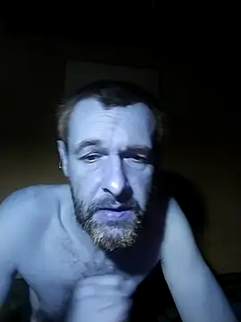 Snapshot of Andrzej-M chatting on September 14, 2025, 9:25 pm Andrzej-M online show from September 14, 2025, 9:25 pm