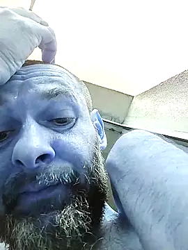 Snapshot of Andrzej-M chatting on September 19, 2025, 2:51 pm Andrzej-M online show from September 19, 2025, 2:51 pm