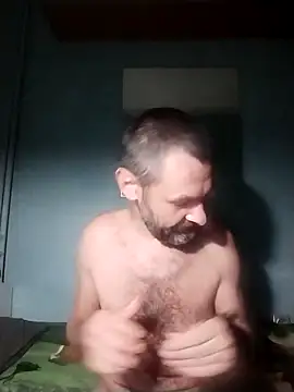 Snapshot of Andrzej-M chatting on October 12, 2025, 9:14 pm Andrzej-M online show from October 12, 2025, 9:14 pm