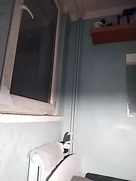 Snapshot of Andrzej-M chatting on November 8, 2025, 11:14 pm Andrzej-M online show from November 8, 2025, 11:14 pm