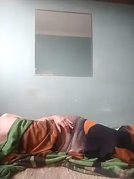 Snapshot of Andrzej-M chatting on February 15, 2026, 7:51 am Andrzej-M online show from February 15, 2026, 7:51 am