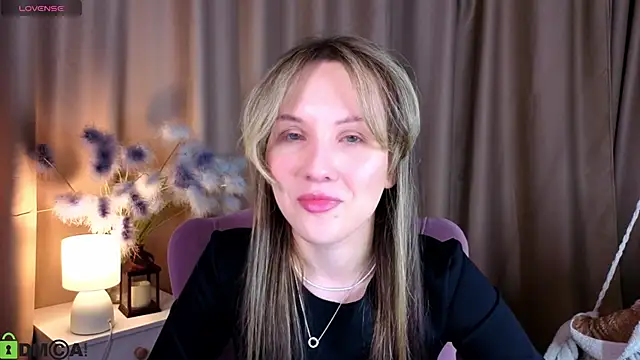 Snapshot of Wendy_mm chatting on February 1, 2026, 8:57 am Wendy mm online show from February 1, 2026, 8:57 am