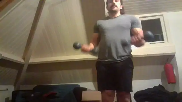 Mclozzz online show from November 8, 2025, 3:29 am