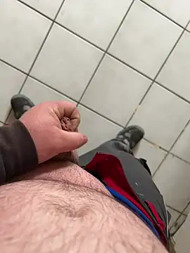 lescoquin2215 online show from February 20, 2026, 9:43 am