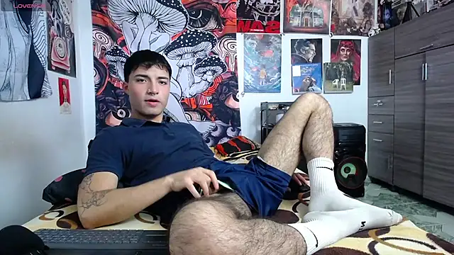 Snapshot of dylan_fun18 chatting on April 19, 2026, 5:23 pm dylan fun18 online show from April 19, 2026, 5:23 pm