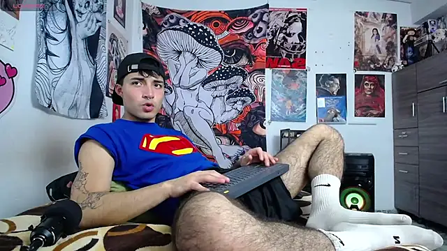 Snapshot of dylan_fun18 chatting on April 26, 2026, 7:55 pm dylan fun18 online show from April 26, 2026, 7:55 pm