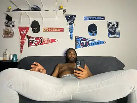 Snapshot of bigdinca chatting on February 22, 2026, 2:45 am bigdinca online show from February 22, 2026, 2:45 am