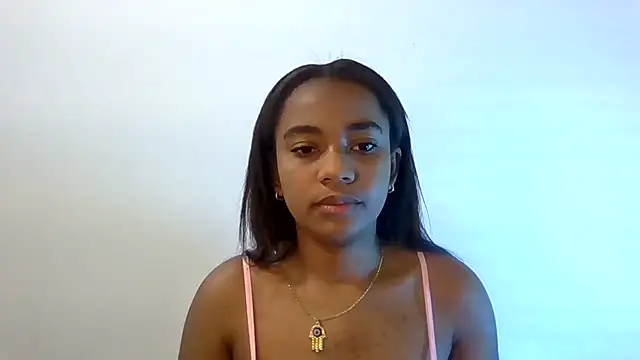 Snapshot of Behla_rouseh chatting on December 12, 2024, 12:01 pm Behla rouseh online show from December 12, 2024, 12:01 pm