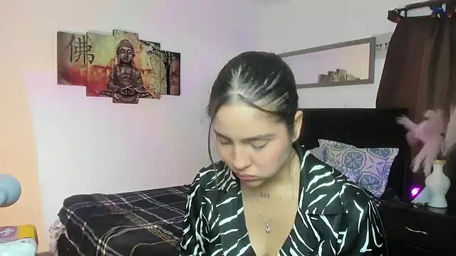 Snapshot of alisa_jhons1 chatting on September 19, 2025, 2:02 am alisa jhons1 online show from September 19, 2025, 2:02 am