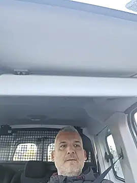 Snapshot of Holaluz2 chatting on November 26, 2025, 8:15 am Holaluz2 online show from November 26, 2025, 8:15 am