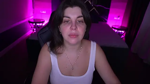 Snapshot of MirandaWong chatting on November 10, 2025, 5:39 am MirandaWong online show from November 10, 2025, 5:39 am