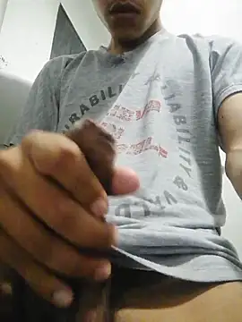 Snapshot of danuel23 chatting on March 2, 2025, 6:16 am danuel23 online show from March 2, 2025, 6:16 am