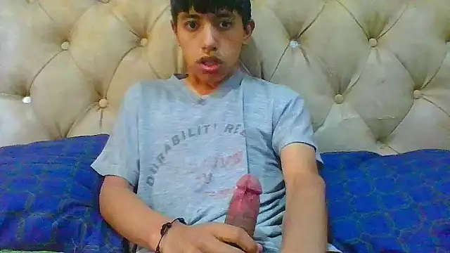 Snapshot of danuel23 chatting on September 11, 2025, 4:29 pm danuel23 online show from September 11, 2025, 4:29 pm