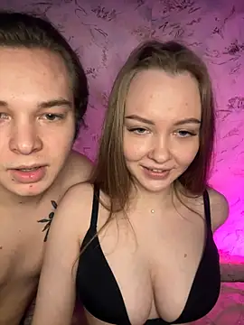 Family-Mm1 online show from March 3, 2026, 10:10 am