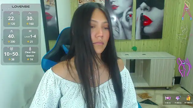 Catalehia Milk online show from February 3, 2025, 7:42 pm