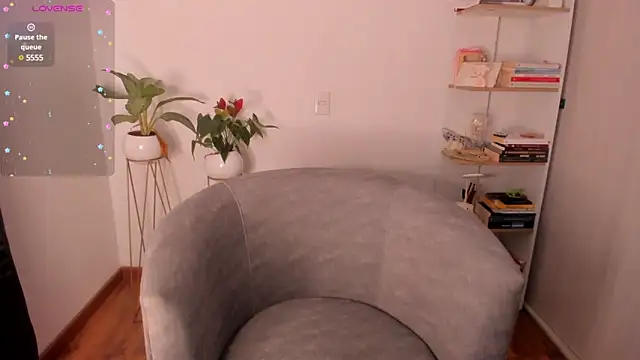 Snapshot of danna_davis18 chatting on December 17, 2024, 5:15 pm danna davis18 online show from December 17, 2024, 5:15 pm