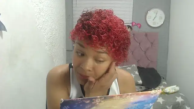 Snapshot of vainillaplaypussy chatting on January 30, 2025, 1:21 pm vainillaplaypussy online show from January 30, 2025, 1:21 pm
