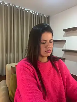 Snapshot of Alice_Biel chatting on December 24, 2024, 1:39 pm Alice Biel online show from December 24, 2024, 1:39 pm