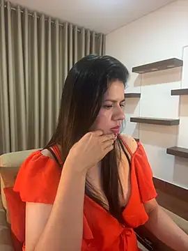 Snapshot of Alice_Biel chatting on January 18, 2025, 1:08 am Alice Biel online show from January 18, 2025, 1:08 am