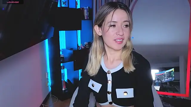 sexfire lalita online show from November 21, 2025, 10:19 pm