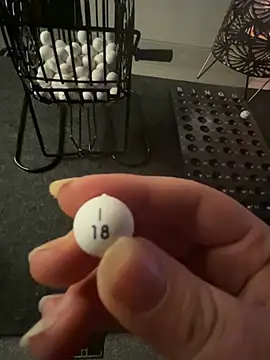 Snapshot of herz_steht_kopf90 chatting on March 8, 2025, 11:49 pm herz steht kopf90 online show from March 8, 2025, 11:49 pm