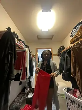 Harmonyxlover online show from February 12, 2026, 4:46 pm