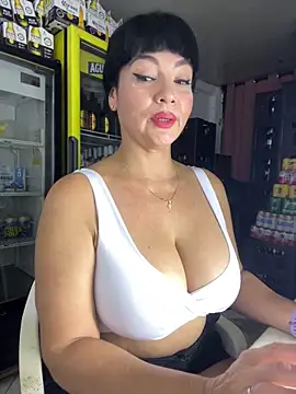 Hot beauty   online show from May 1, 2026, 6:29 am
