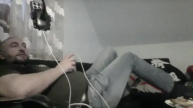 Snapshot of NewyorkDimi chatting on December 21, 2025, 6:53 am NewyorkDimi online show from December 21, 2025, 6:53 am