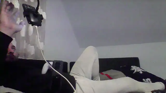 Snapshot of NewyorkDimi chatting on February 5, 2026, 3:11 am NewyorkDimi online show from February 5, 2026, 3:11 am