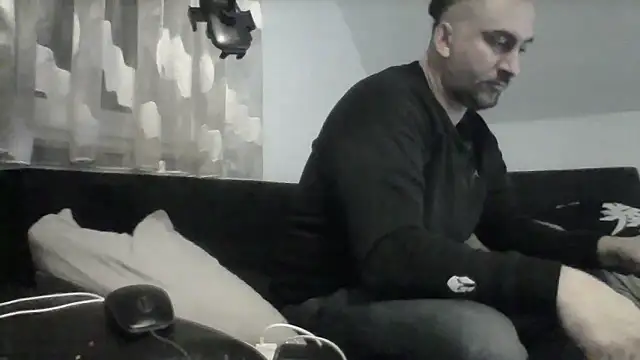 Snapshot of NewyorkDimi chatting on February 8, 2026, 4:38 am NewyorkDimi online show from February 8, 2026, 4:38 am