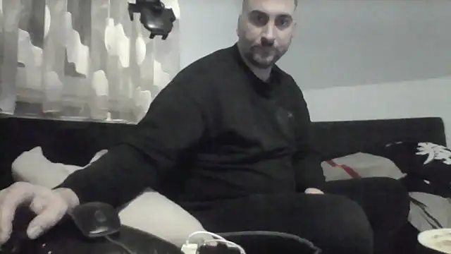 Snapshot of NewyorkDimi chatting on February 8, 2026, 11:41 pm NewyorkDimi online show from February 8, 2026, 11:41 pm