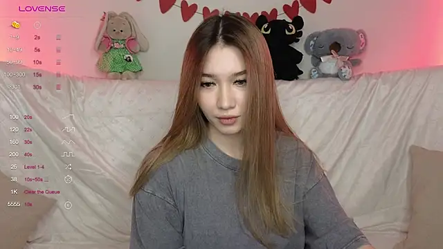 LuxuryGirl   online show from March 3, 2025, 12:05 pm