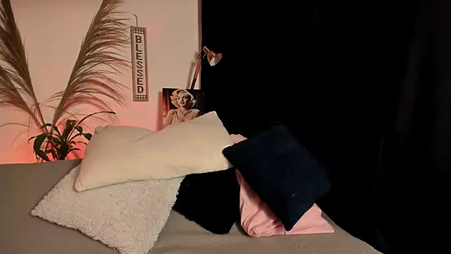 Serenity Day online show from September 20, 2025, 12:22 am