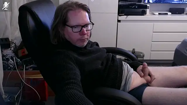 VSteph online show from December 1, 2025, 1:32 am