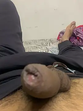 fuckboi2103 online show from December 4, 2024, 7:01 pm