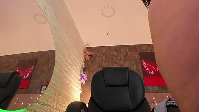 Snapshot of alice__tylor chatting on January 5, 2026, 5:27 pm alice tylor online show from January 5, 2026, 5:27 pm