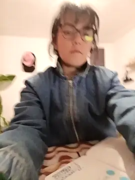 Snapshot of Tiramisu89 chatting on February 26, 2026, 1:26 am Tiramisu89 online show from February 26, 2026, 1:26 am