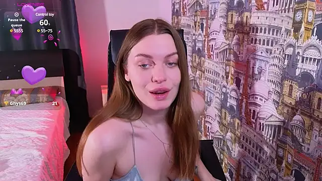 Snapshot of Lovella_Lips chatting on February 19, 2025, 2:44 pm Lovella Lips online show from February 19, 2025, 2:44 pm