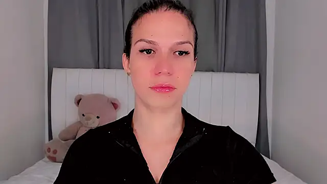 Snapshot of gatitavenecis chatting on November 1, 2025, 9:28 pm gatitavenecis online show from November 1, 2025, 9:28 pm