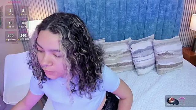 pretty sunlight  online show from February 20, 2026, 1:24 am