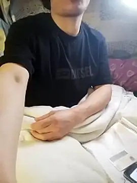 Snapshot of Joealex- chatting on March 5, 2026, 10:33 am Joealex- online show from March 5, 2026, 10:33 am