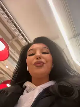 Snapshot of Tisha_Busty chatting on March 7, 2025, 12:56 pm Tisha Busty online show from March 7, 2025, 12:56 pm