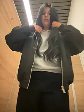 Snapshot of Tisha_Busty chatting on March 20, 2025, 3:25 pm Tisha Busty online show from March 20, 2025, 3:25 pm