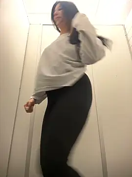 Snapshot of Tisha_Busty chatting on September 18, 2025, 1:02 pm Tisha Busty online show from September 18, 2025, 1:02 pm