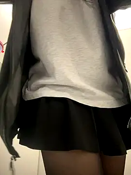 Snapshot of Tisha_Busty chatting on October 9, 2025, 9:40 am Tisha Busty online show from October 9, 2025, 9:40 am