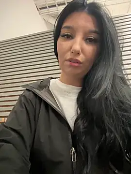 Snapshot of Tisha_Busty chatting on October 21, 2025, 10:49 am Tisha Busty online show from October 21, 2025, 10:49 am