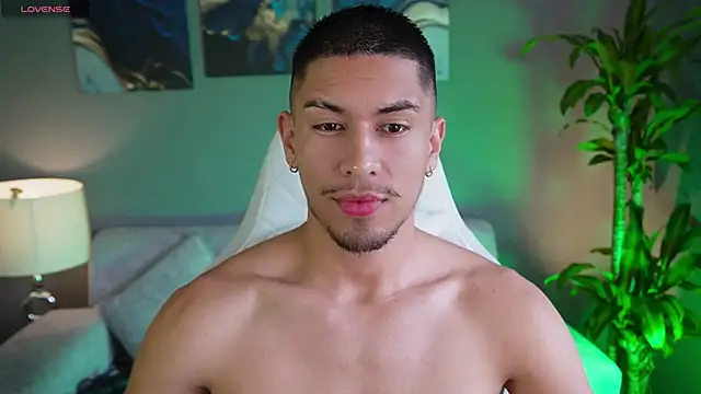 Aaronfox x online show from January 11, 2025, 8:21 pm