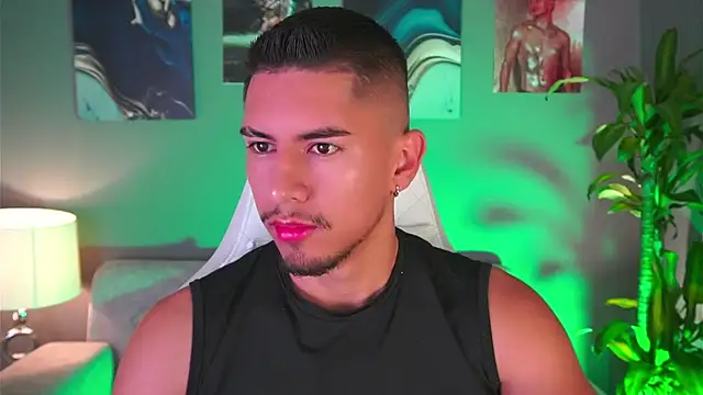 Aaronfox x online show from January 29, 2025, 10:16 am